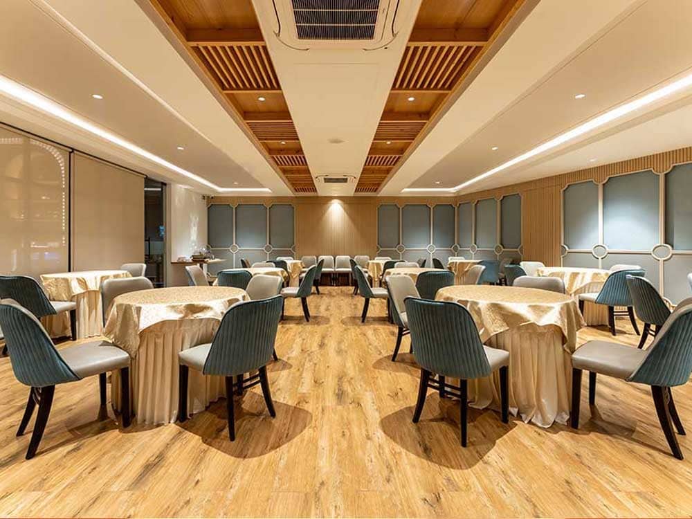 Furniture manufacturer in Kolhapur Maharashtra